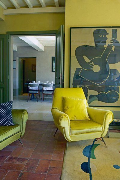 Interior OLIV — fotoliu oliv și artă contemporană